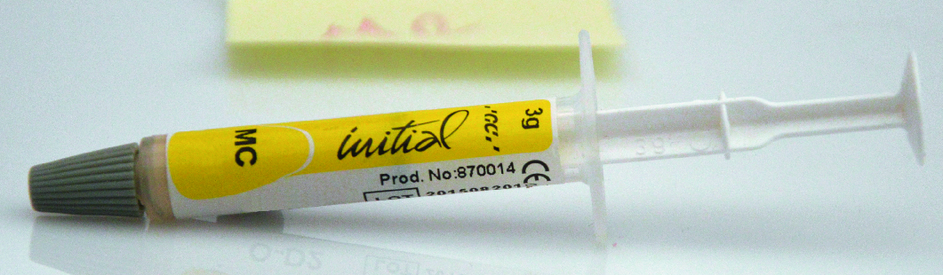 INITIAL MC GC PASTE OPAQUE OA3 3 G Laboratorio - INITIAL MC GC PASTE OPAQUE OA3 3 G